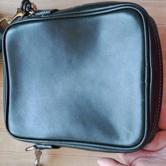 Dooney & Bourke Florentine Toscana Camera Bag Rich Dark Green Leather Crossbody - Picture 8 of 16